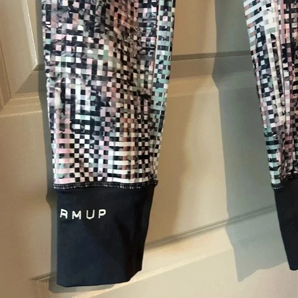 Jessica Simpson 'The Warm Up' Athletic Checker Art leggings - S - Picture 3 of 5